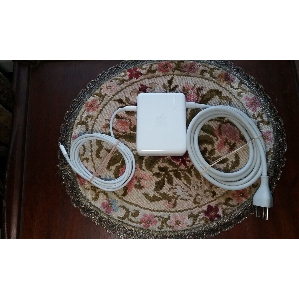 Apple A2452 Genuine 140W USB-C Power Adapter For Macbook Tested Working